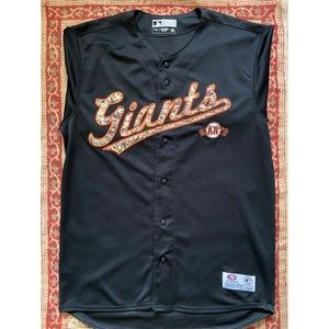 Men’s Size M Giants Baseball Jersey with Camo